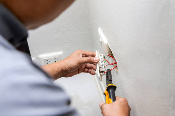 Best Licensed Electrician  in Oakboro, NC